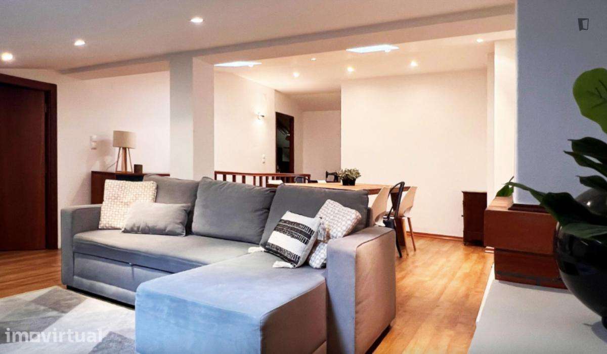 Quarto - localizado em Casal do Bispo Coimbra - Grande imagem: 5/16