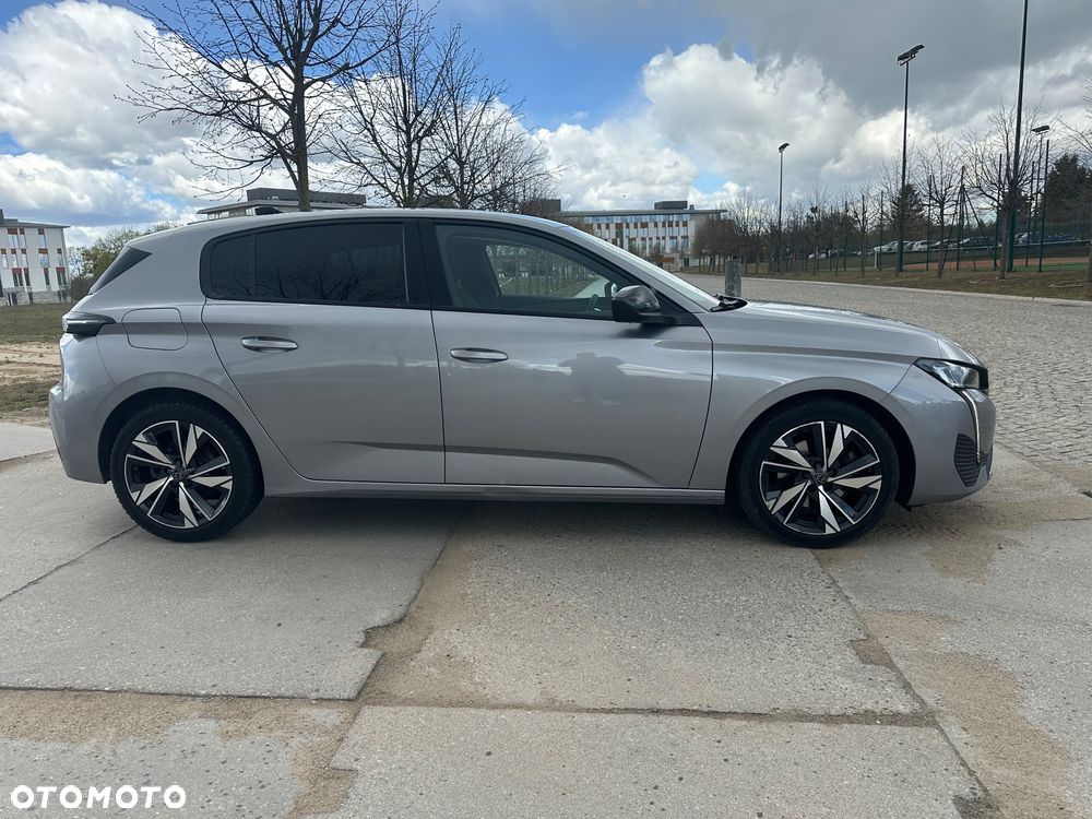 Peugeot 308 BlueHDi 130 EAT8 Allure - 11