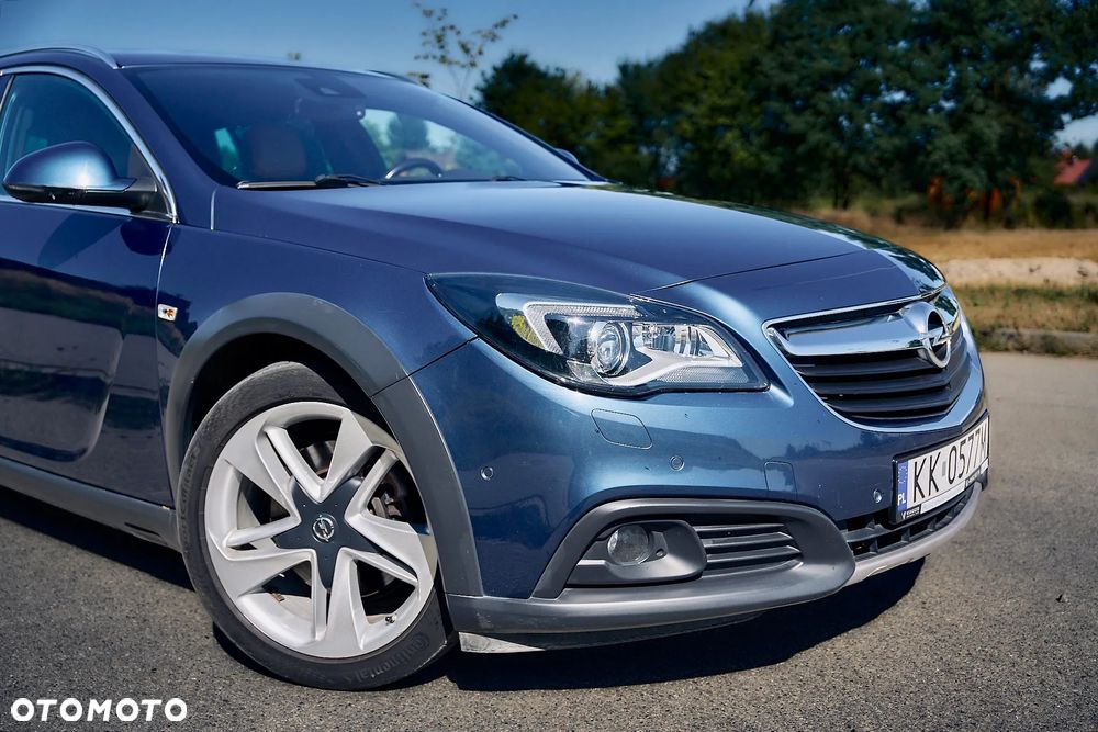 Opel Insignia CT 2.0 T 4x4 EU6 - 10