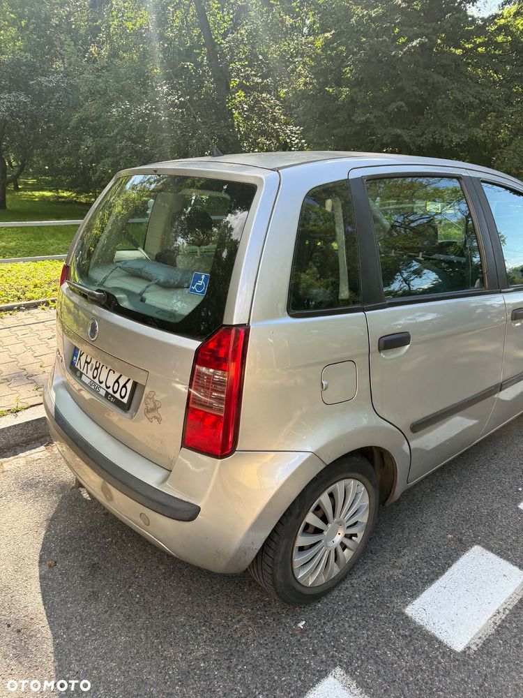Fiat Idea 1.4 16V Dynamic - 8