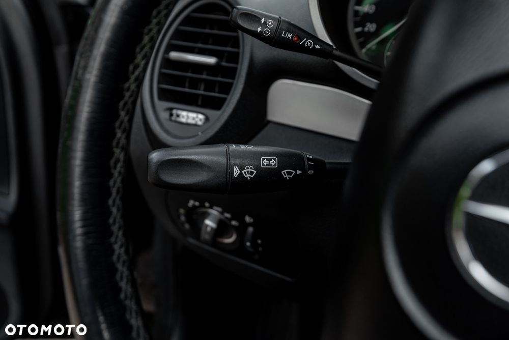 Mercedes-Benz SLK - 26