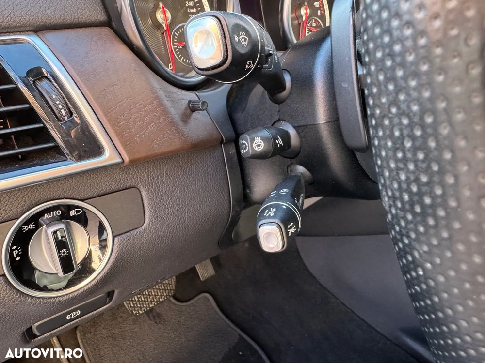 Mercedes-Benz GLE 400 4Matic 9G-TRONIC AMG Line - 27