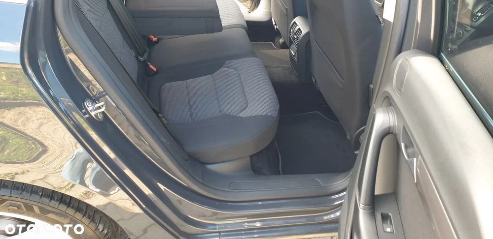 Volkswagen Passat ver-2-0-tdi-dsg-bluemotion-technology-exclusive - 22