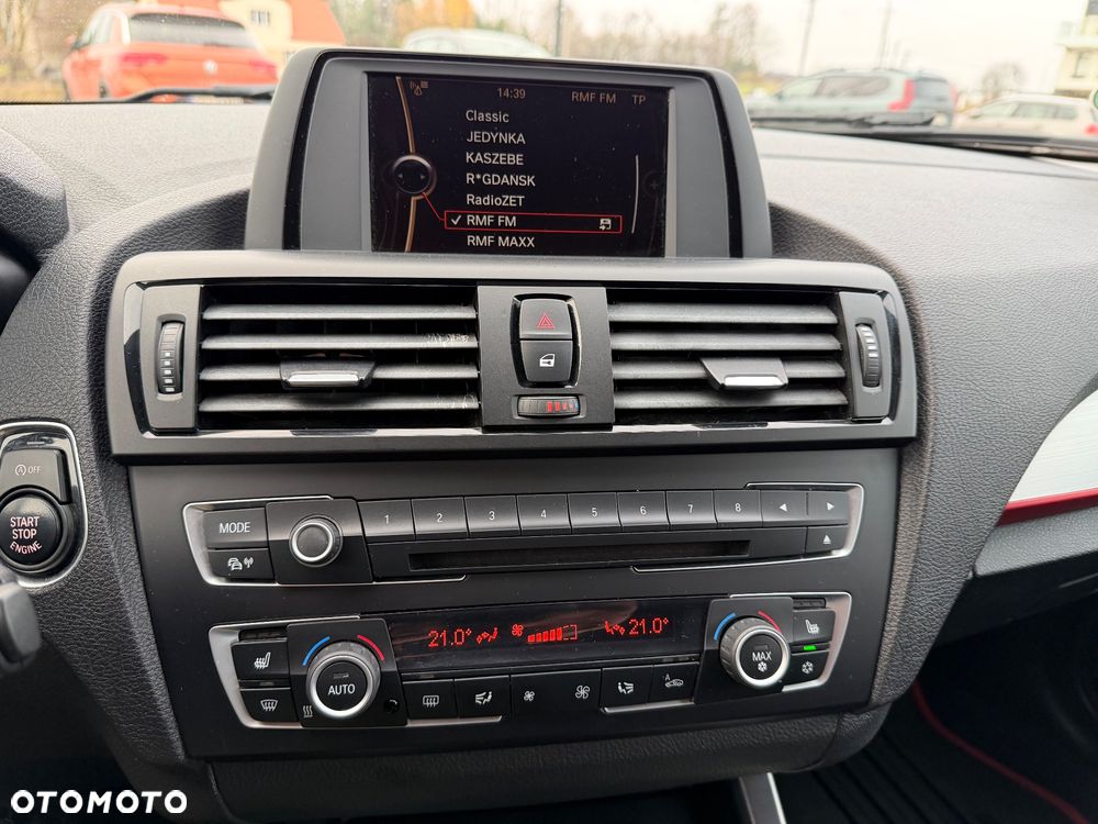 BMW Seria 1 118i Sport Line - 21