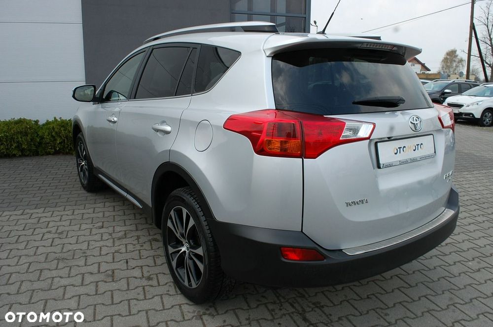Toyota RAV4 - 3