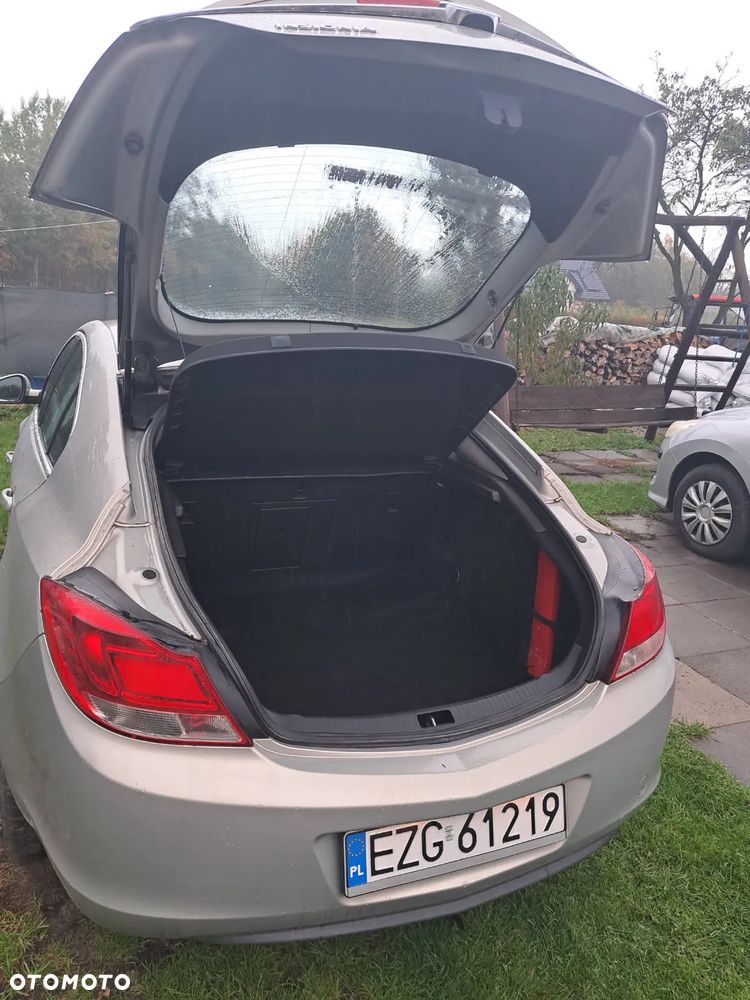 Opel Insignia 2.0 CDTI - 9