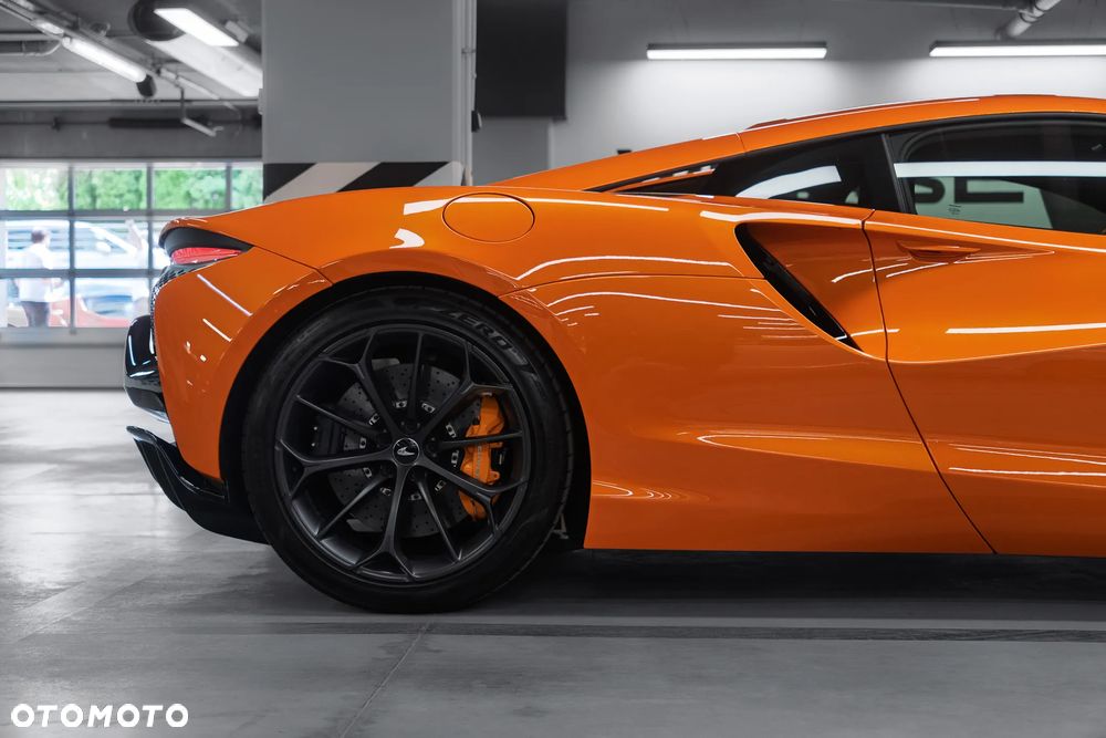McLaren Artura - 20