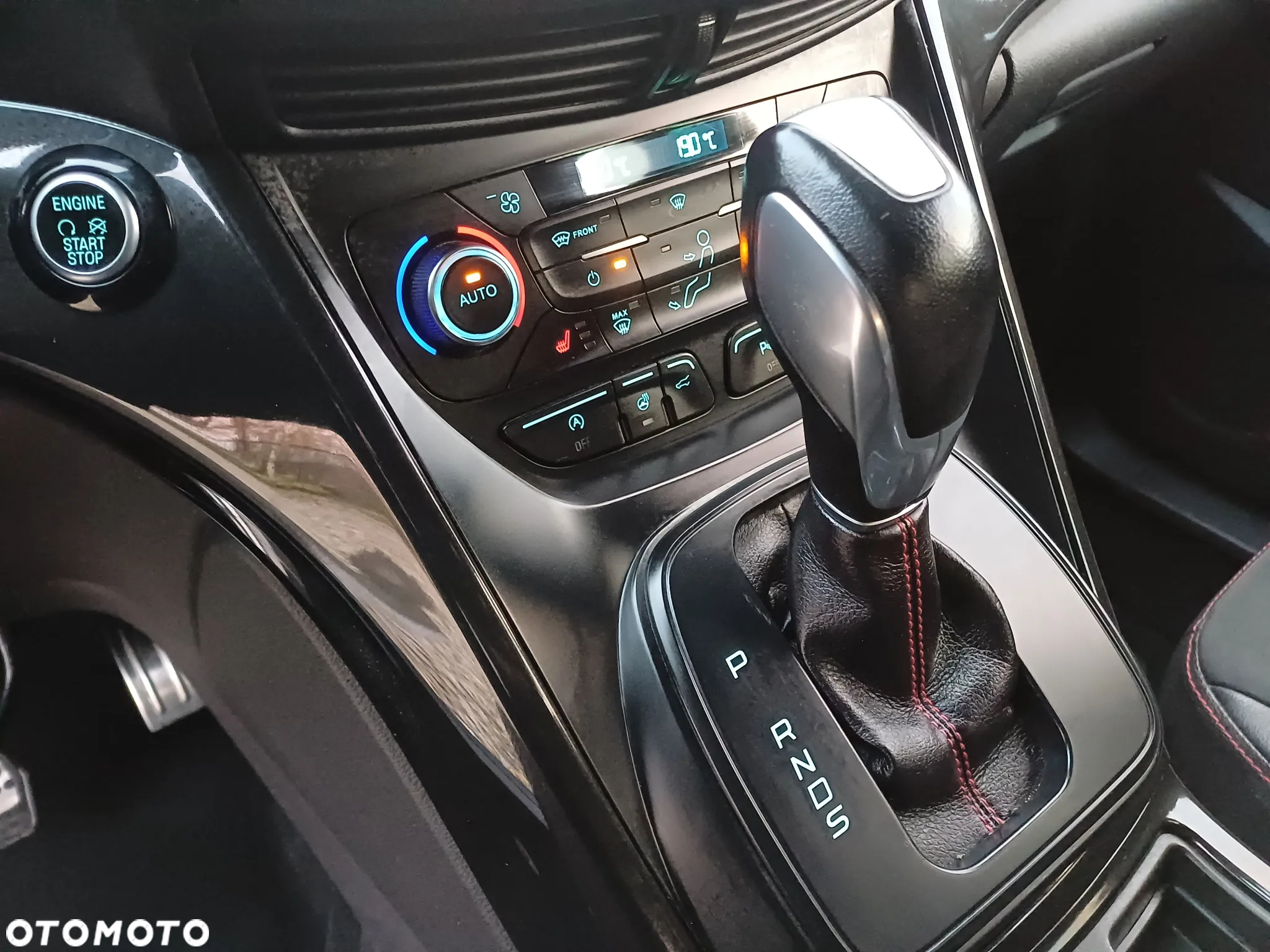 Ford Kuga 2.0 TDCi AWD ST-Line - 22