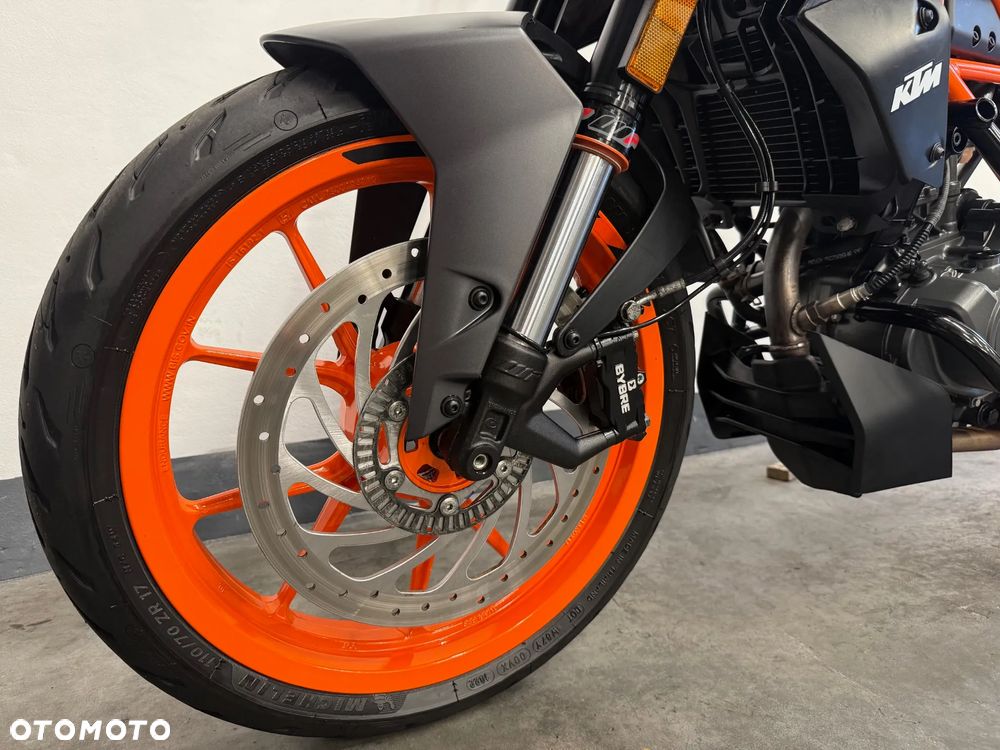 KTM Duke 125 - 7