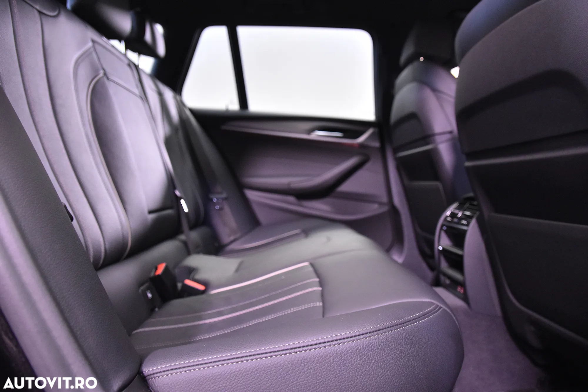 BMW Seria 5 520i Touring Aut. M Sport Edition - 12
