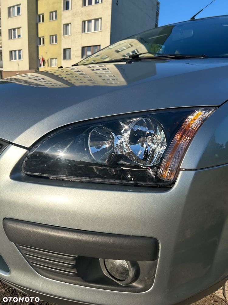 Ford Focus 1.6 Sport - 8