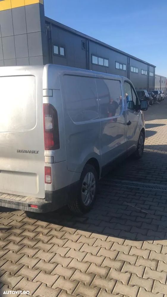 Dezmembram Renault Trafic 1.6 DCI an fabr. 2016 - 3