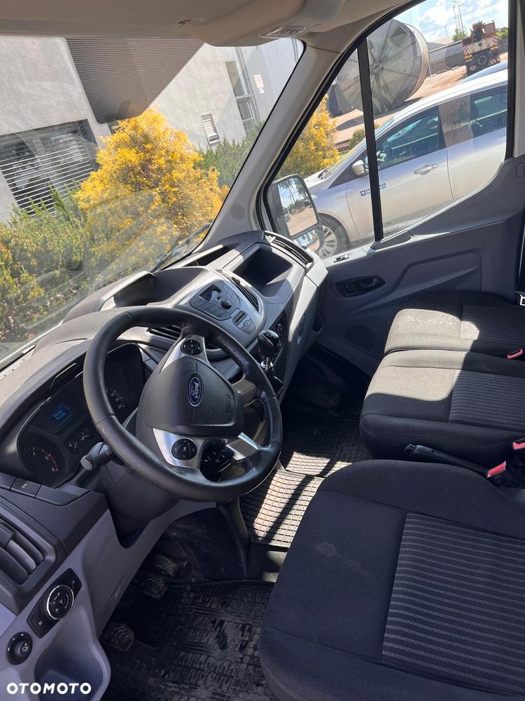 Ford Transit - 6