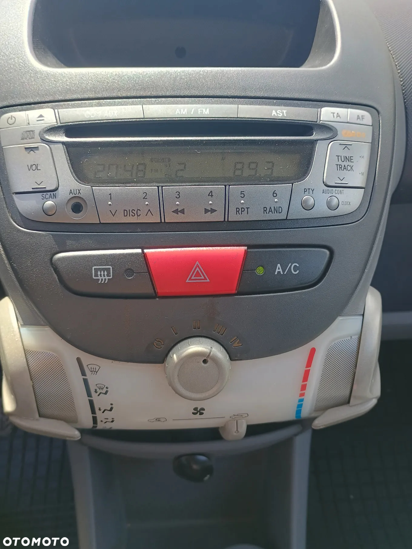 Peugeot 107 1.0 Active - 18