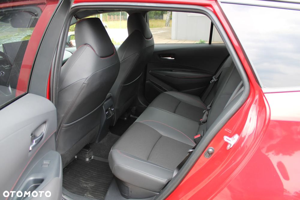 Toyota Corolla 1.8 Hybrid GR Sport - 14