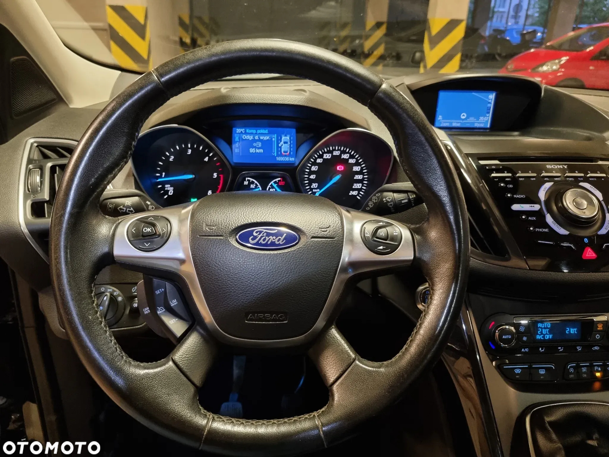 Ford Kuga 2.0 TDCi 4WD Titanium Plus - 34