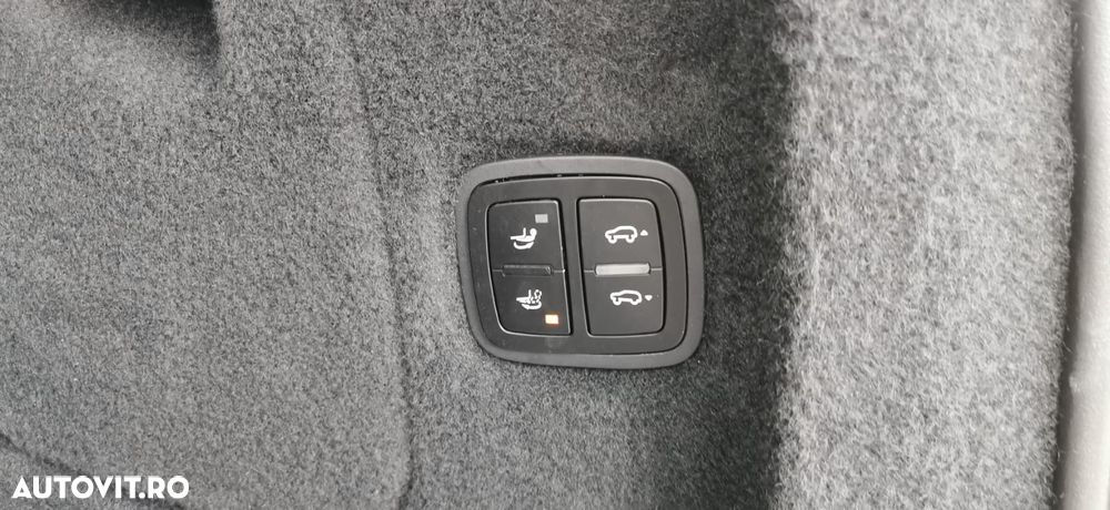 Porsche Cayenne - 23