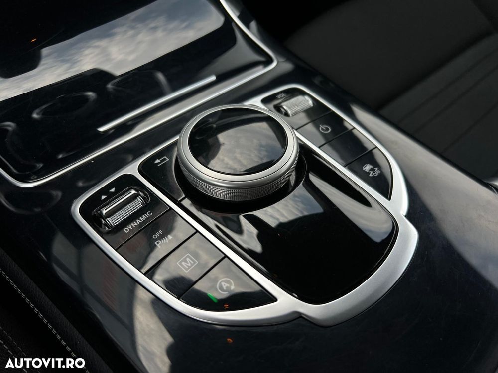 Mercedes-Benz GLC - 15