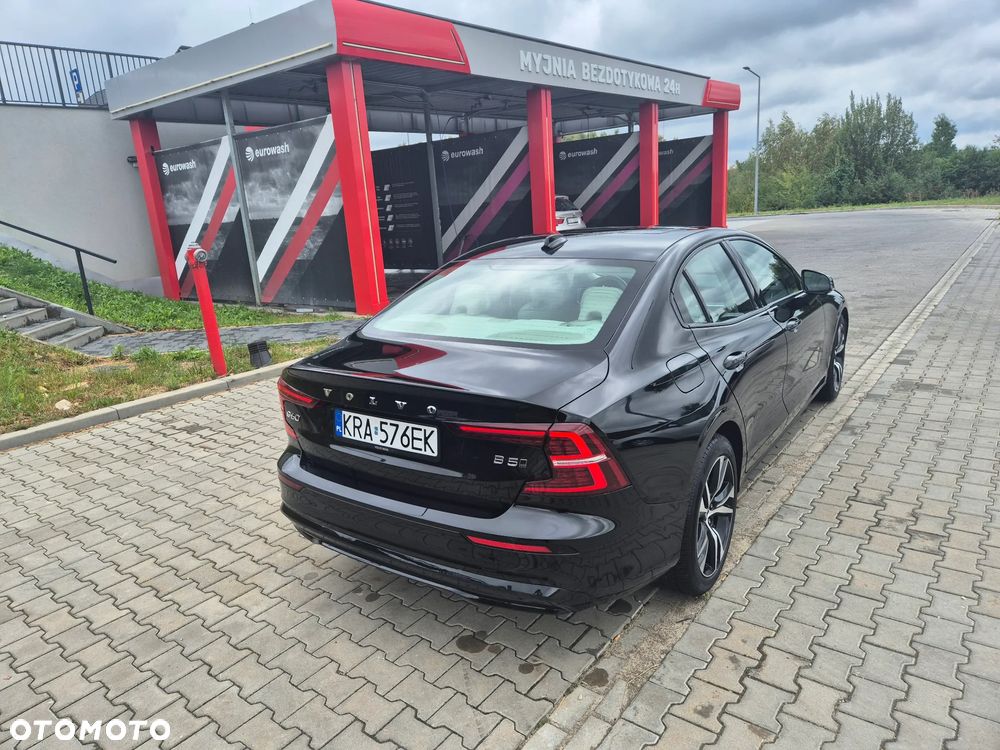 Volvo S60 B5 B AWD Plus Dark - 29