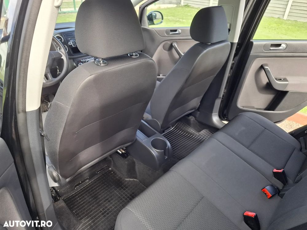 Volkswagen Golf 1.6 TDI DPF Style - 6