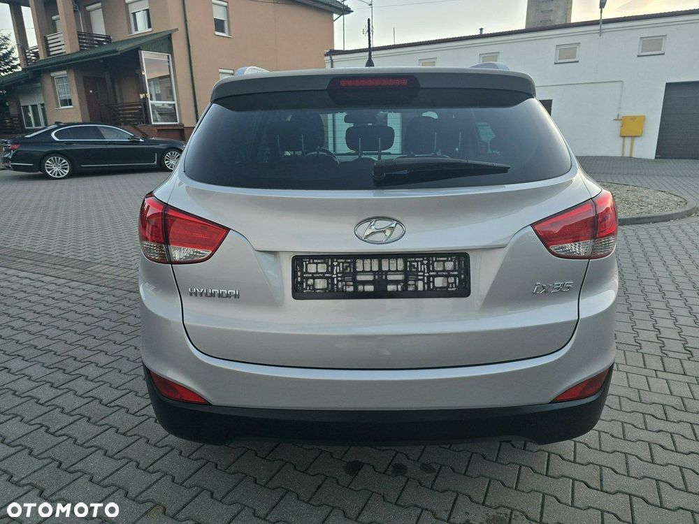 Hyundai ix35 - 11