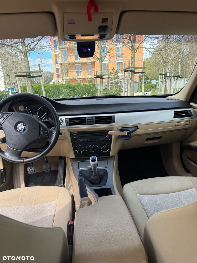 BMW Seria 3 - 13