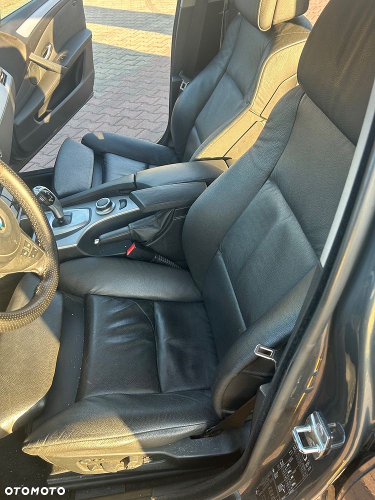 BMW Seria 5 525i Edition Exclusive - 19