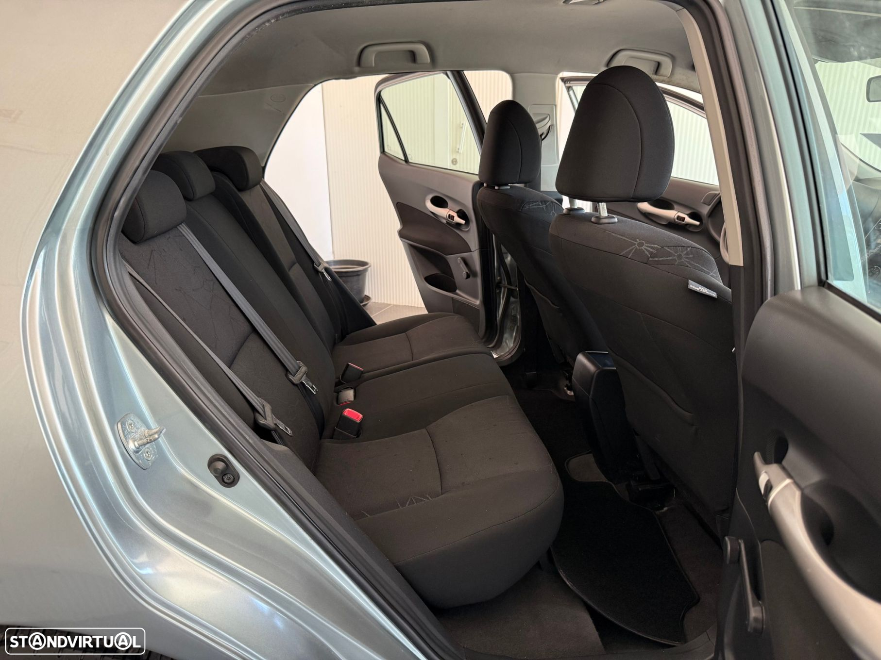 Toyota Auris 1.4 D-4D ACtive - 19