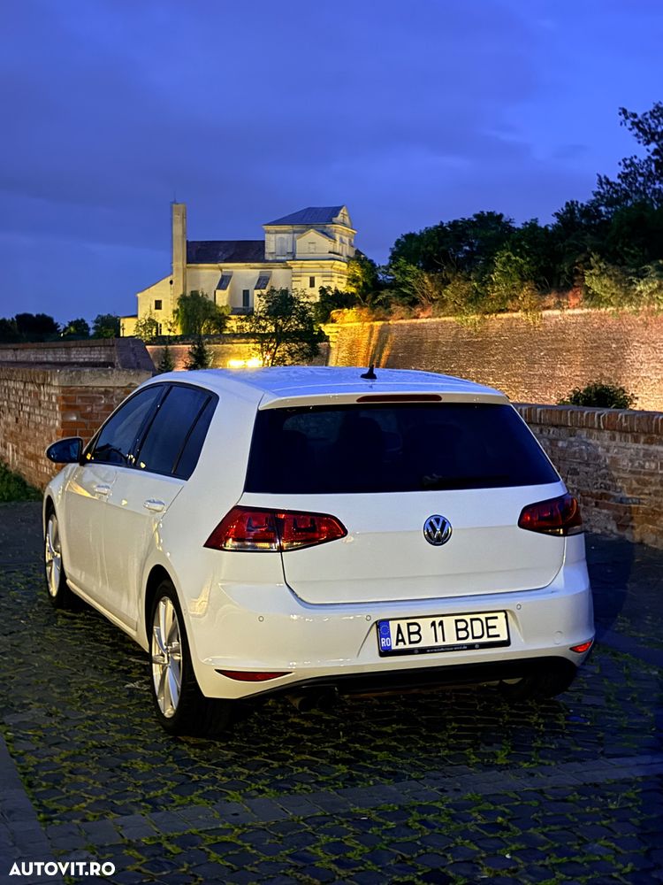 Volkswagen Golf - 14