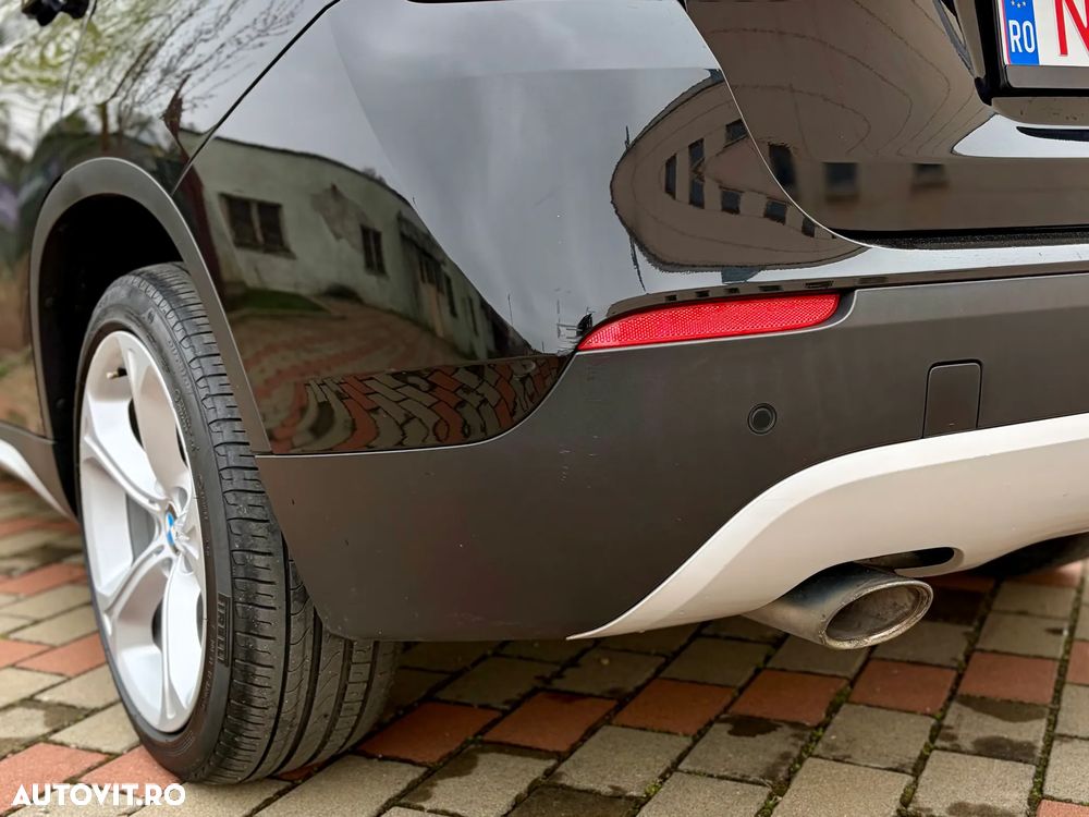 BMW X1 xDrive18d - 12