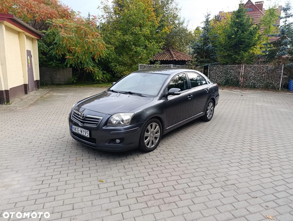 Toyota Avensis - 6