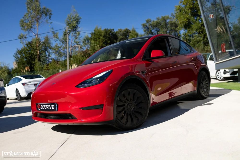 Tesla Model Y Standard - 13
