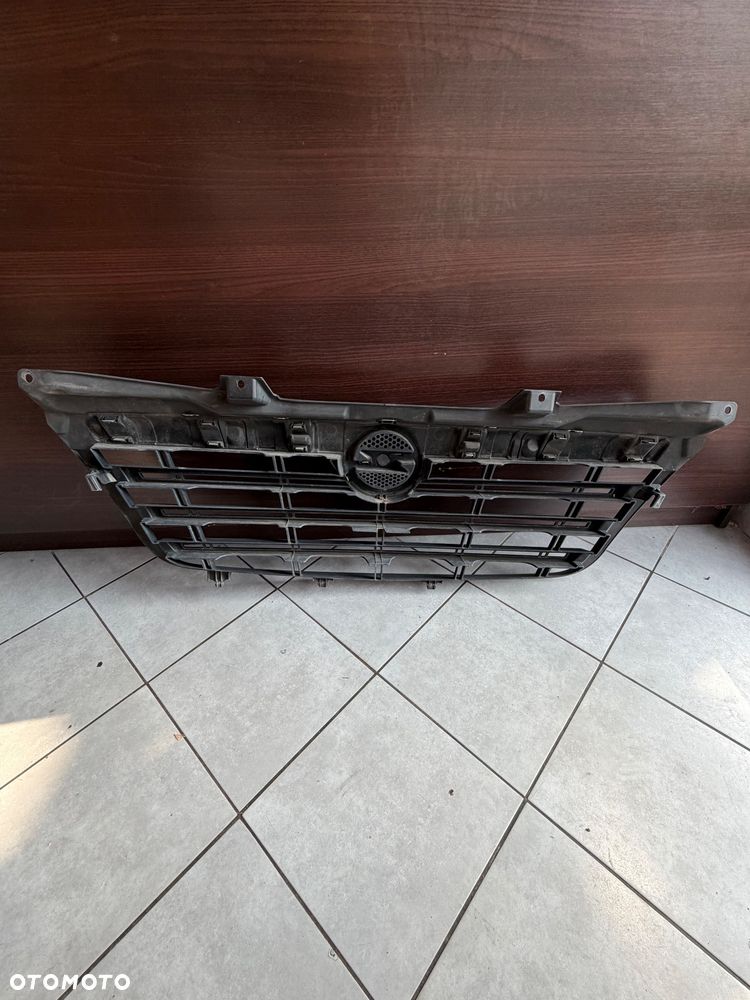 Atrapa grill Opel Movano B 17r 623109857R - 2