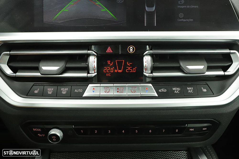 BMW 420 i Pack Desportivo M Auto - 17