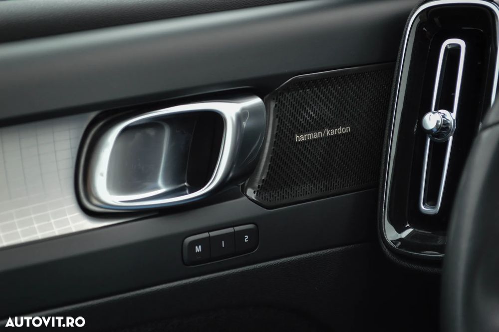 Volvo XC 40 T4 Recharge DKG Inscription - 40