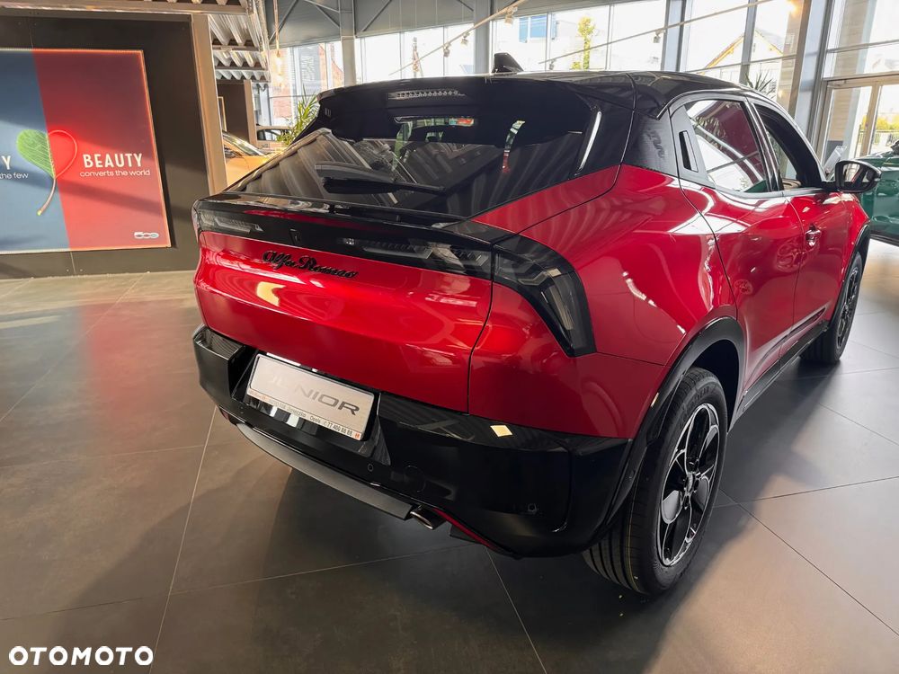 Alfa Romeo Junior 1.2 mHEV Ibrida Q4 eDCT - 4