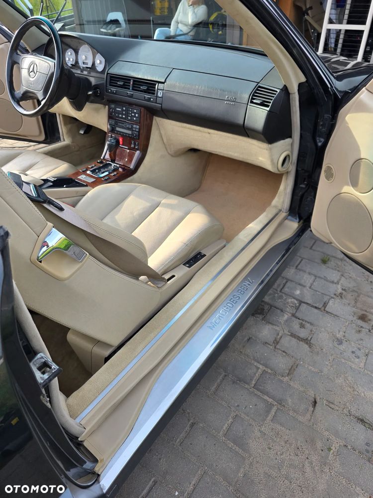 Mercedes-Benz SL - 26