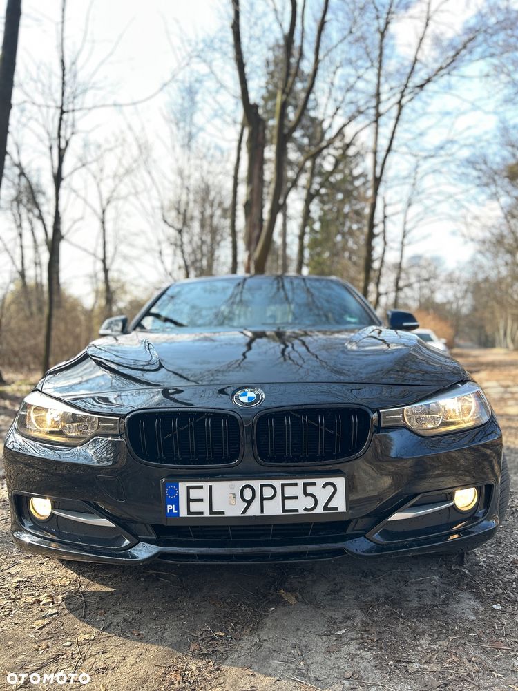 BMW Seria 3 320i Sport Line - 6