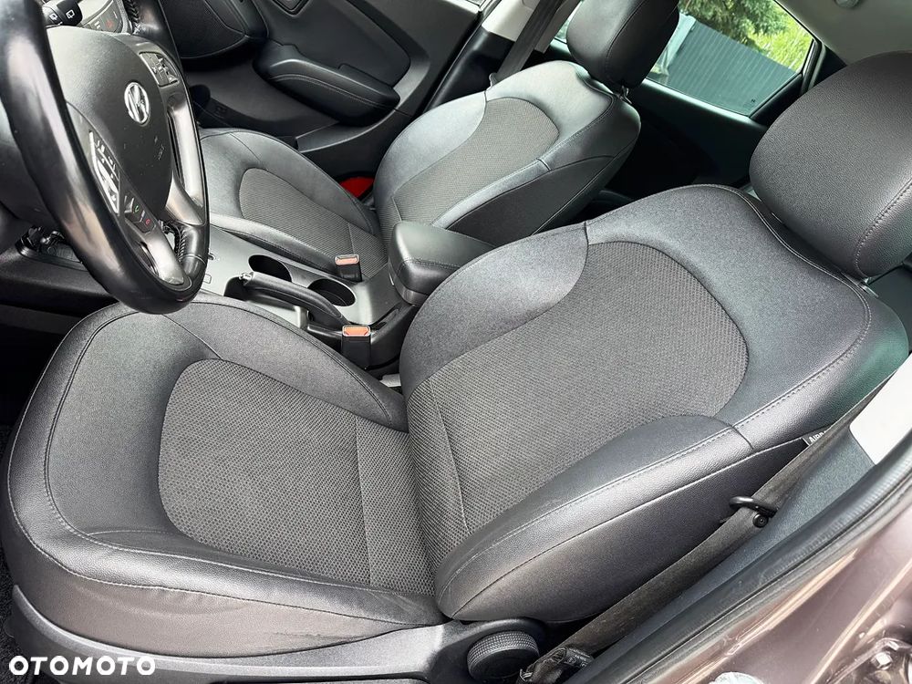 Hyundai ix35 2.0 GDI Premium 4WD - 19