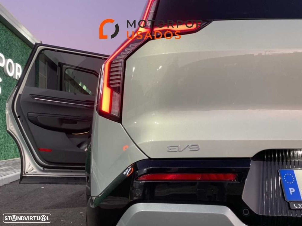 Kia EV9 98.8 kWh 1st Edition - 27