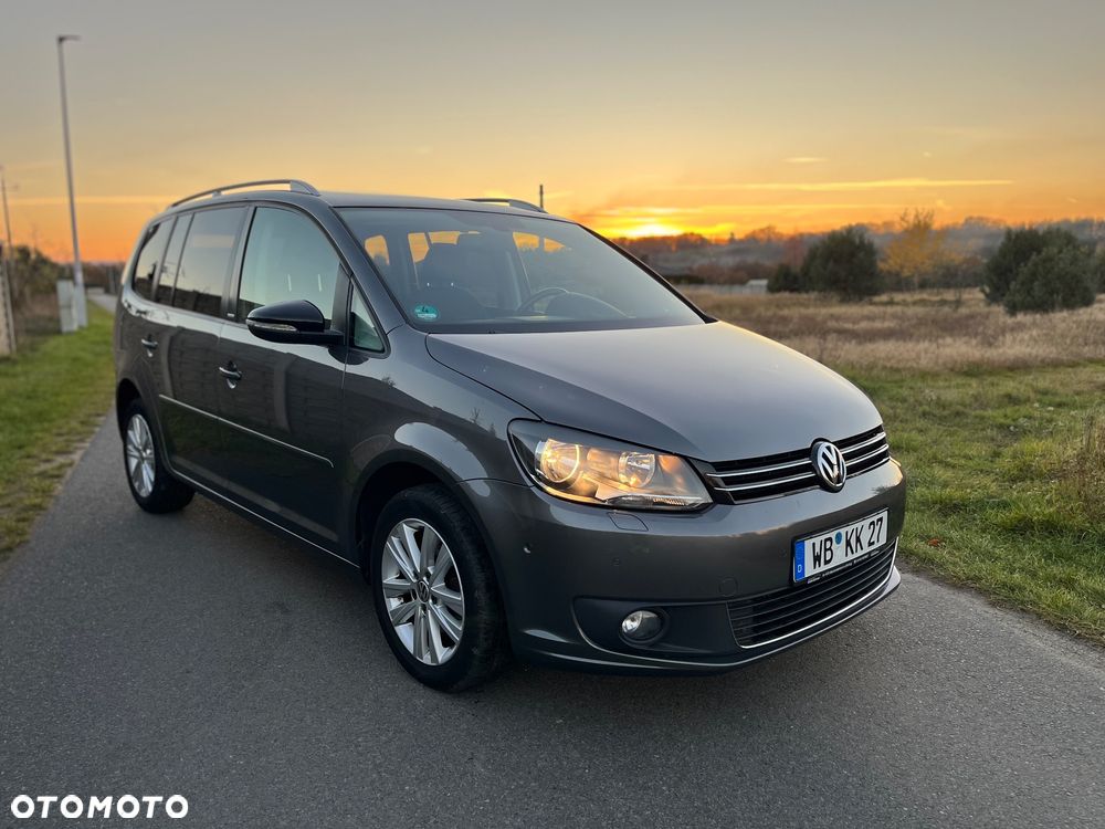 Volkswagen Touran 2.0 TDI DPF BlueMotion Technology DSG STYLE - 23