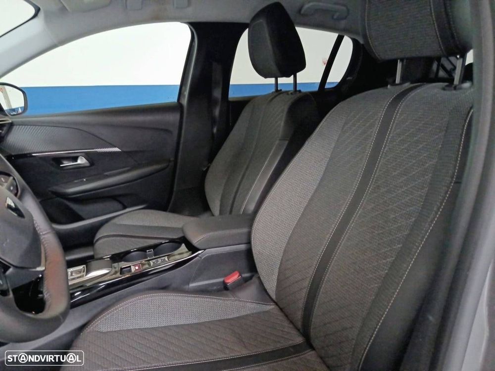 Peugeot 208 1.2 Hybrid Allure e-DCS6 - 9