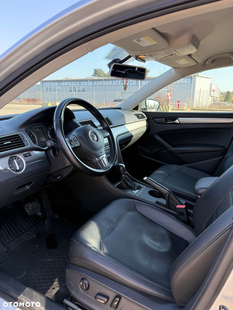 Volkswagen Passat - 7