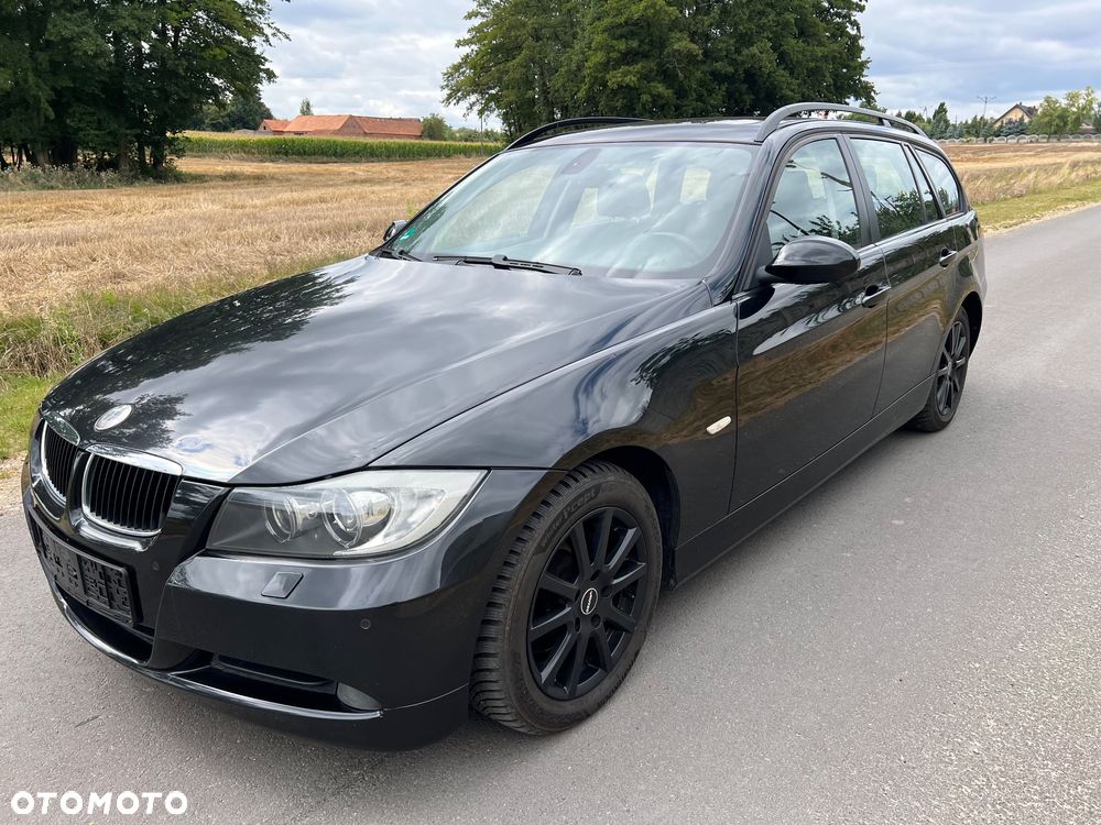 BMW Seria 3 320d DPF Touring - 4