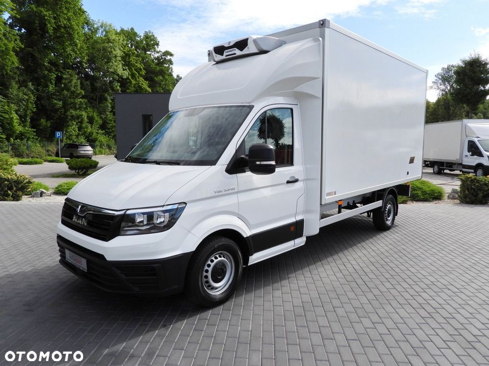 MAN TGE 3.140 CHŁODNIA KONTENER -1*C 8 PALET FUNKCJA GRZANIA TEMPOMAT PNEUMATYKA KLIMATYZACJA  140KM - 18