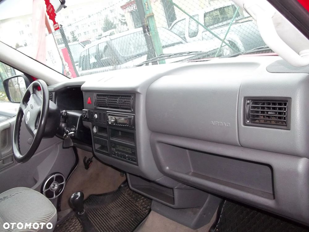 Volkswagen Multivan Standard - 10