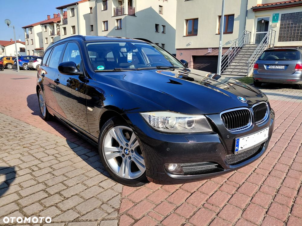 BMW Seria 3 320d DPF Edition Sport - 1