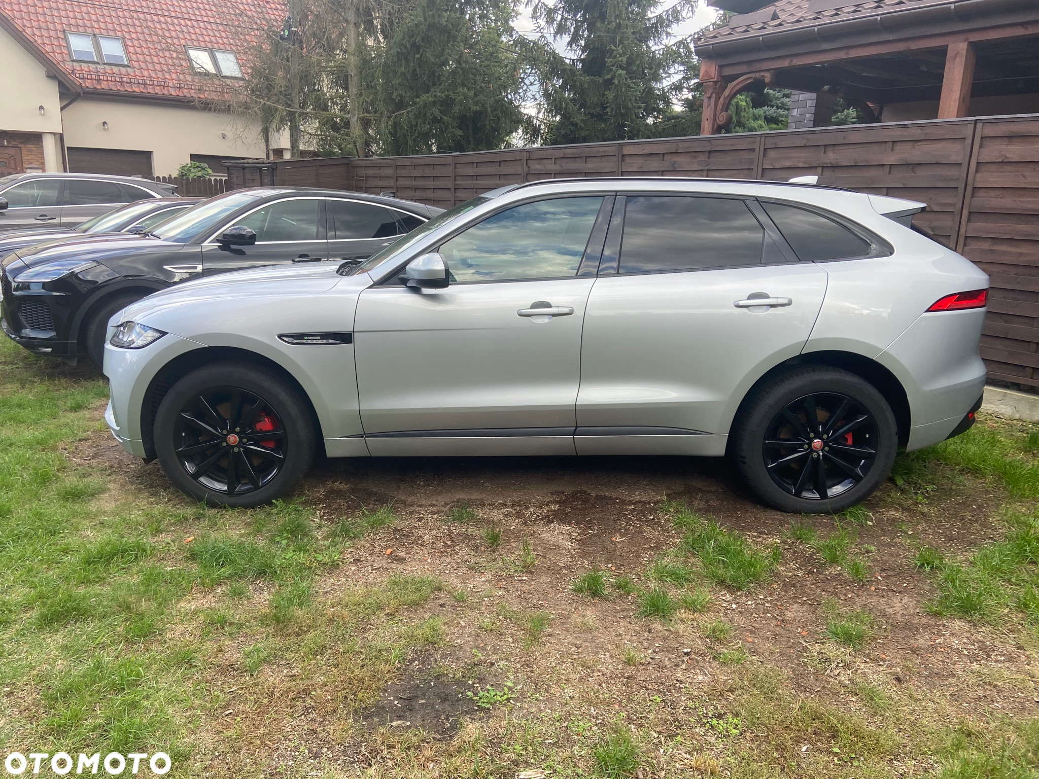 Jaguar F-Pace 25d AWD R-Sport - 6