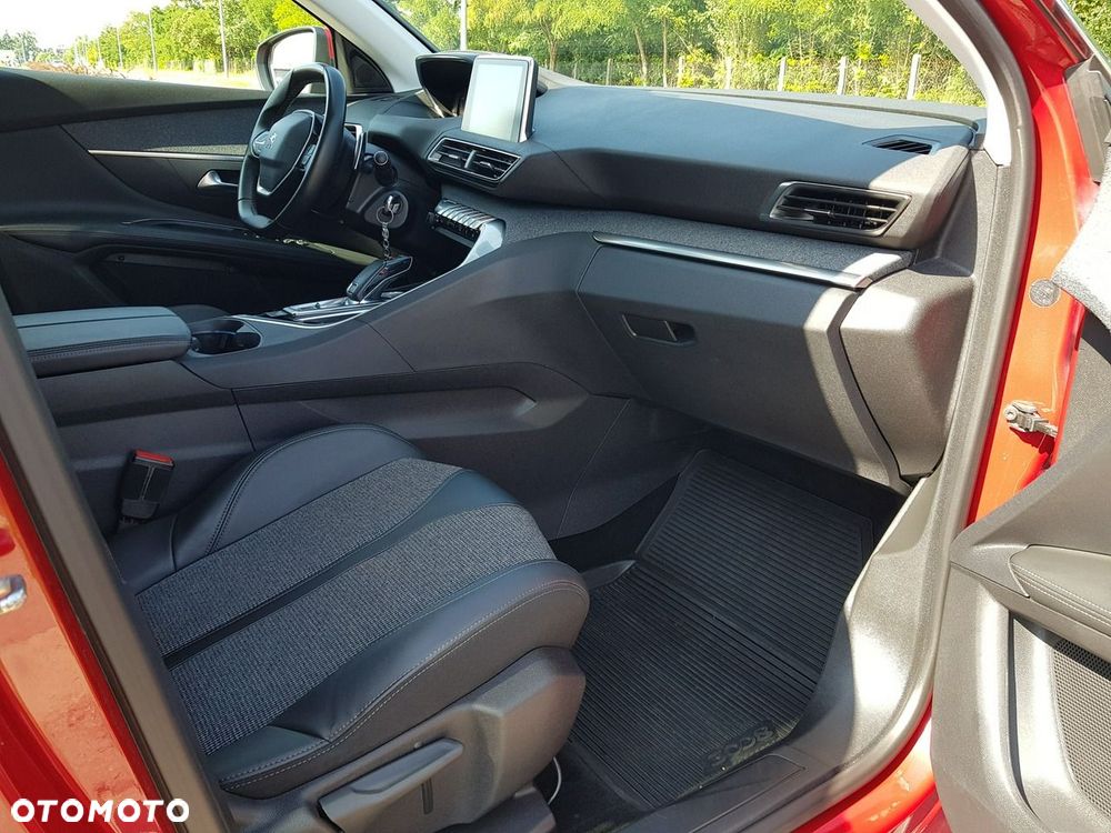 Peugeot 3008 1.5 BlueHDi Allure S&S EAT8 - 16