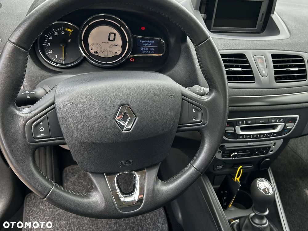Renault Megane 1.6 16V 110 LIMITED - 15